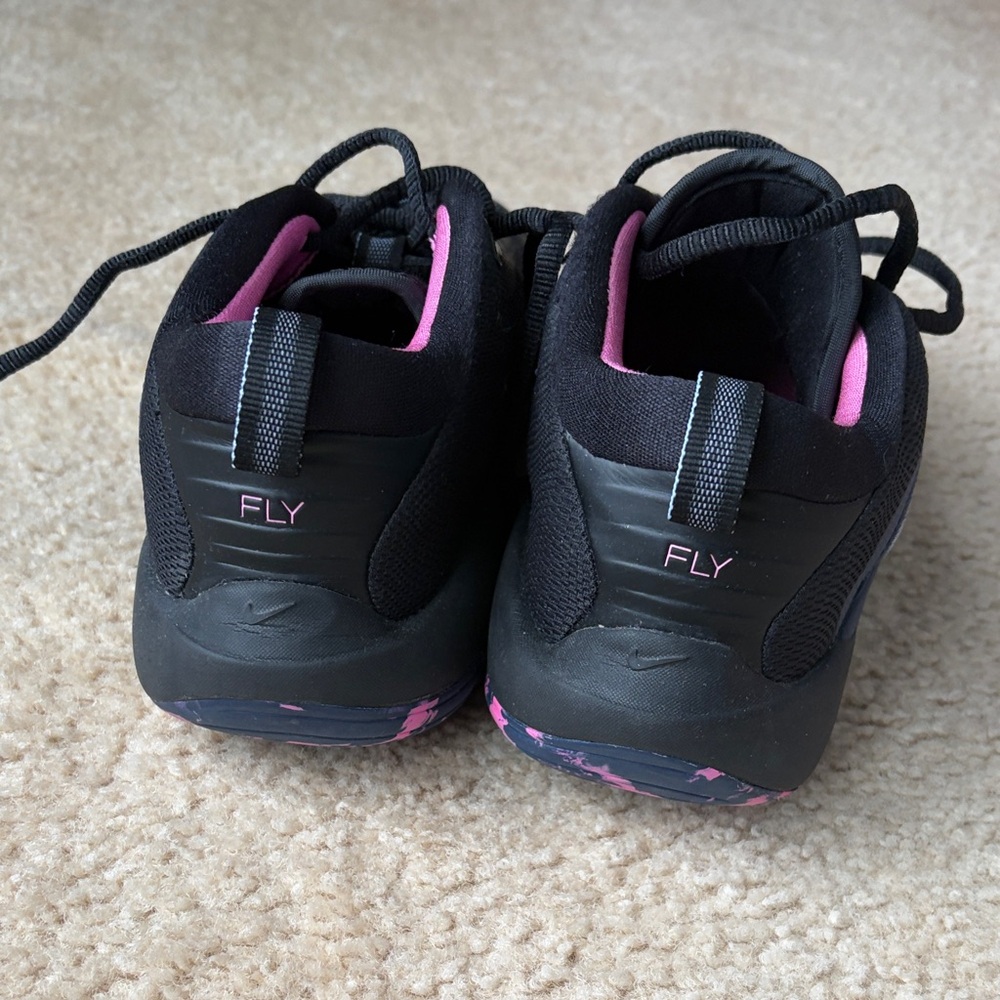 Nike Kids Black and Pink Sneakers with Blue Accents - Picture 6 of 6